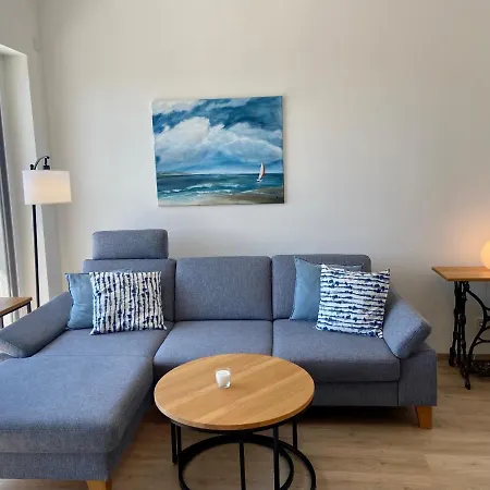 2608 - Strandwiese 18 *